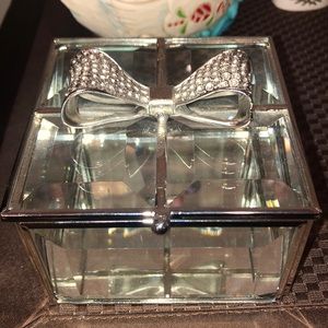 Clear Diamond Bow Jewelry Box